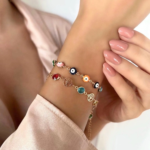 LAST ONE 🔥 Tree of Life Bracelet | 18K Gold Plated Luxury Jewelry - Picture 3 of 9